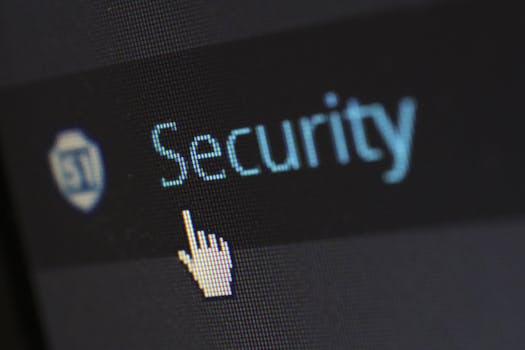 Oproep aan gemeenten: maak werk van aanpak online criminaliteit