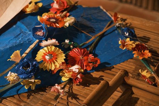Maak een schilderij van klei en bloemen bij Veldzicht