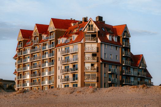 Bouw 76 appartementen Gat van Palace mag doorgaan