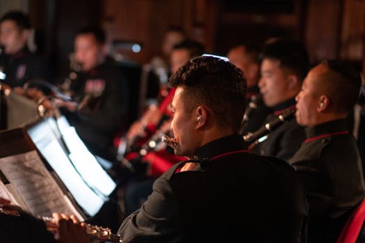 Muziekdocent Hans Jongkees 25 jaar bij Crescendo Noordwijk