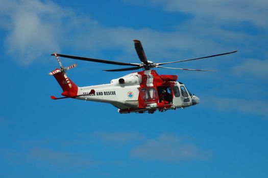 Twee minderjarigen uit zee gered bij Noordwijk, één gereanimeerd